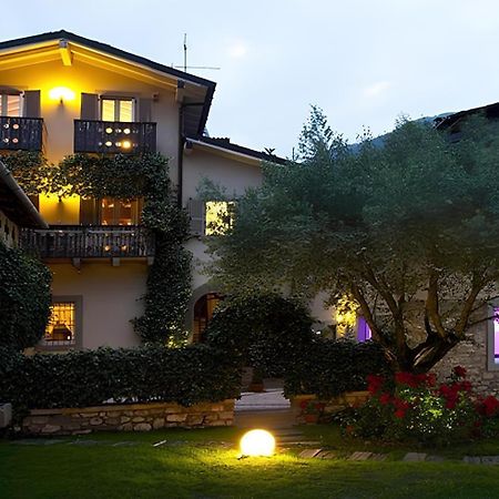 Bed And Breakfast Casa Del Nonno Adrara San Rocco Dış mekan fotoğraf